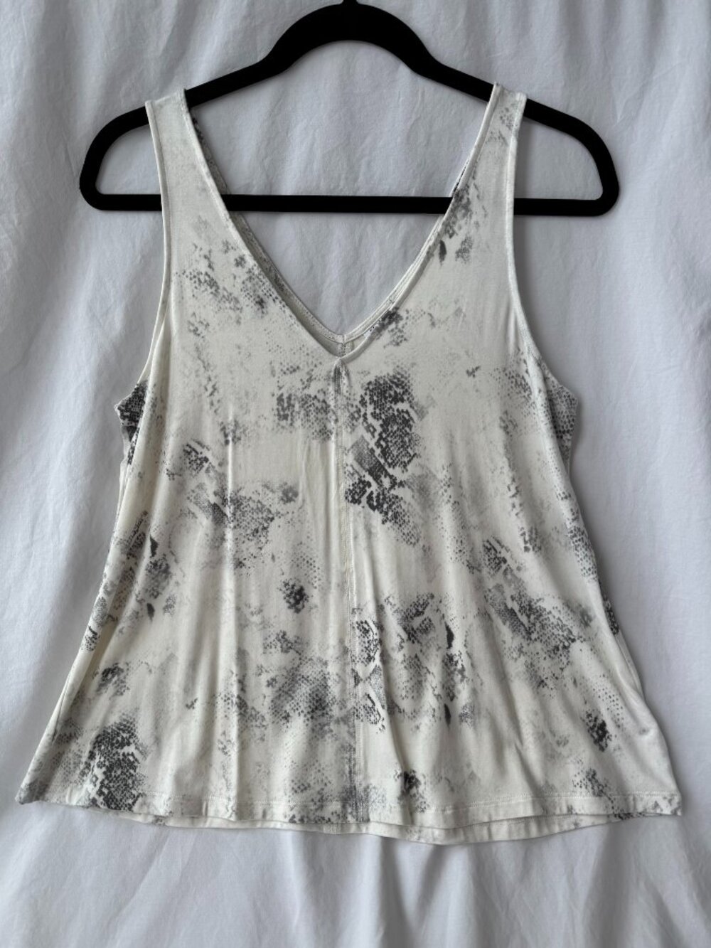 Peyton Jensen Evereve Snake Print Double V-Neck Swing Tank Top M